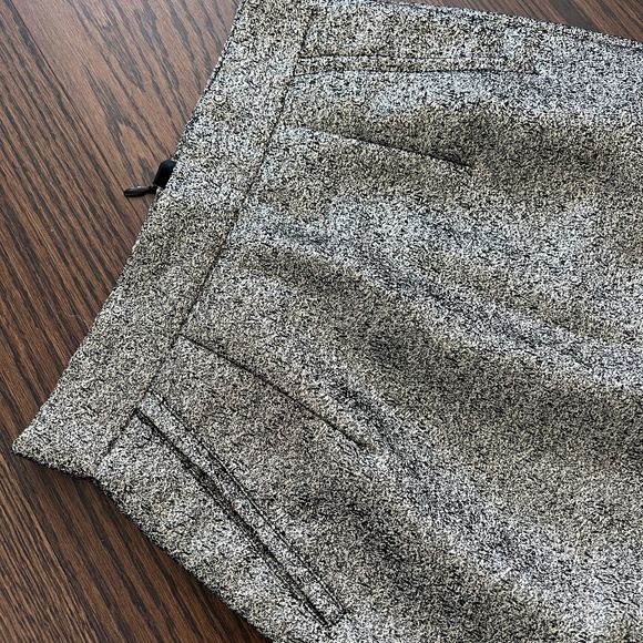 H&M Gold Metallic Skirt - Picture 3 of 9